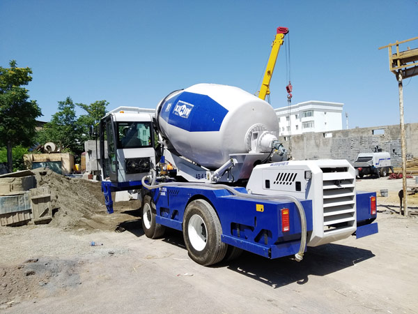 self loading concrete mixer