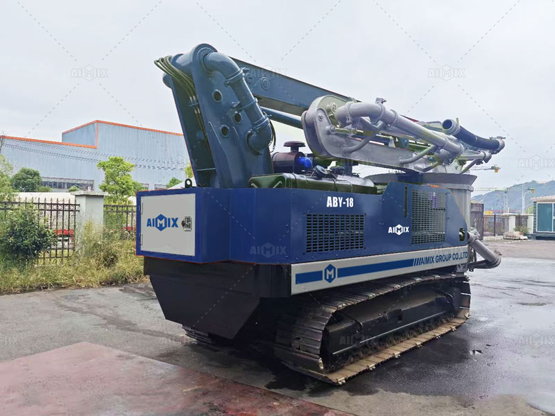 Track Mounted Concrete Boom Pump with Mixer